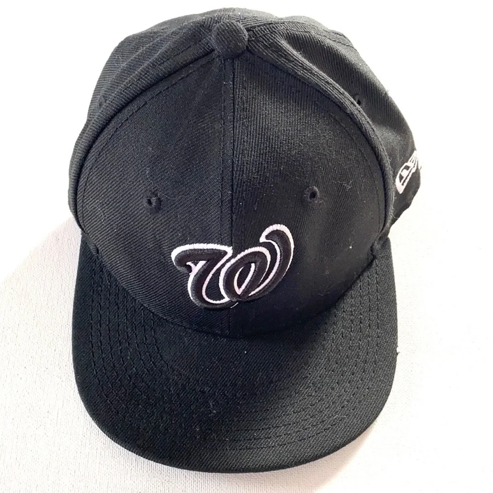 Washington Nationals New Era 9Fifty Black Logo White Outline Snapback kids Hat